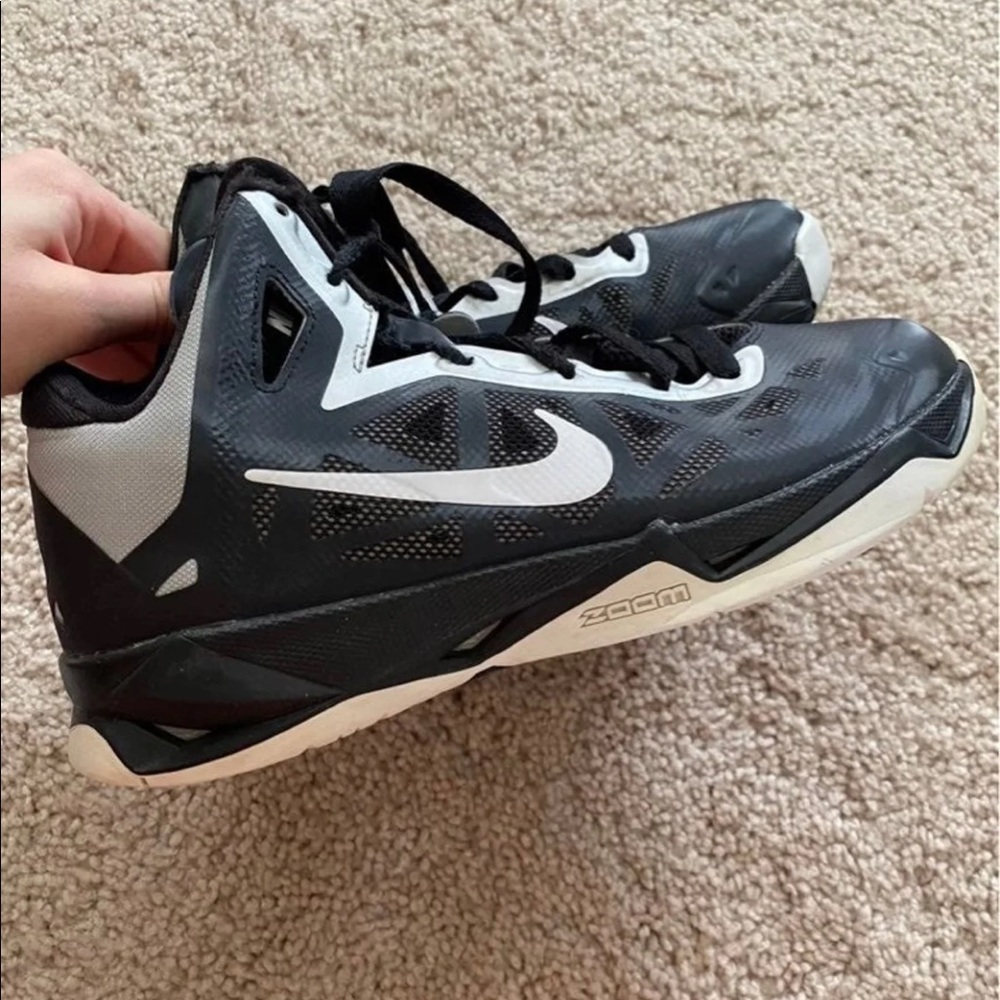 Nike zoom shoes